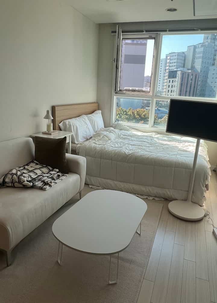 Tagged posts featuring Foldable Oval Low Coffee Table 2