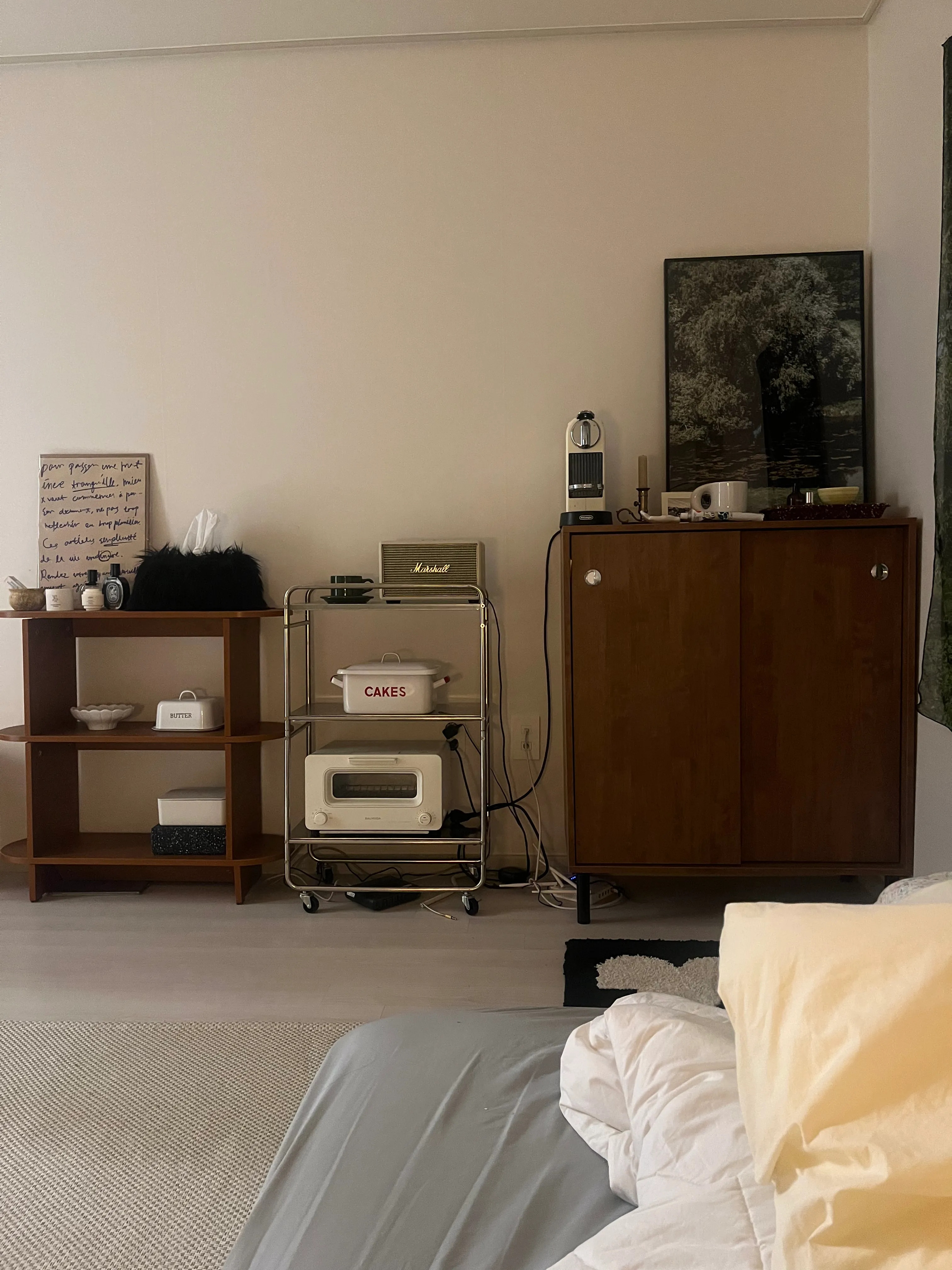 Slim Rolling Metal Storage Cart user photo