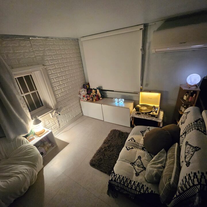 short form carousel card thumbnail