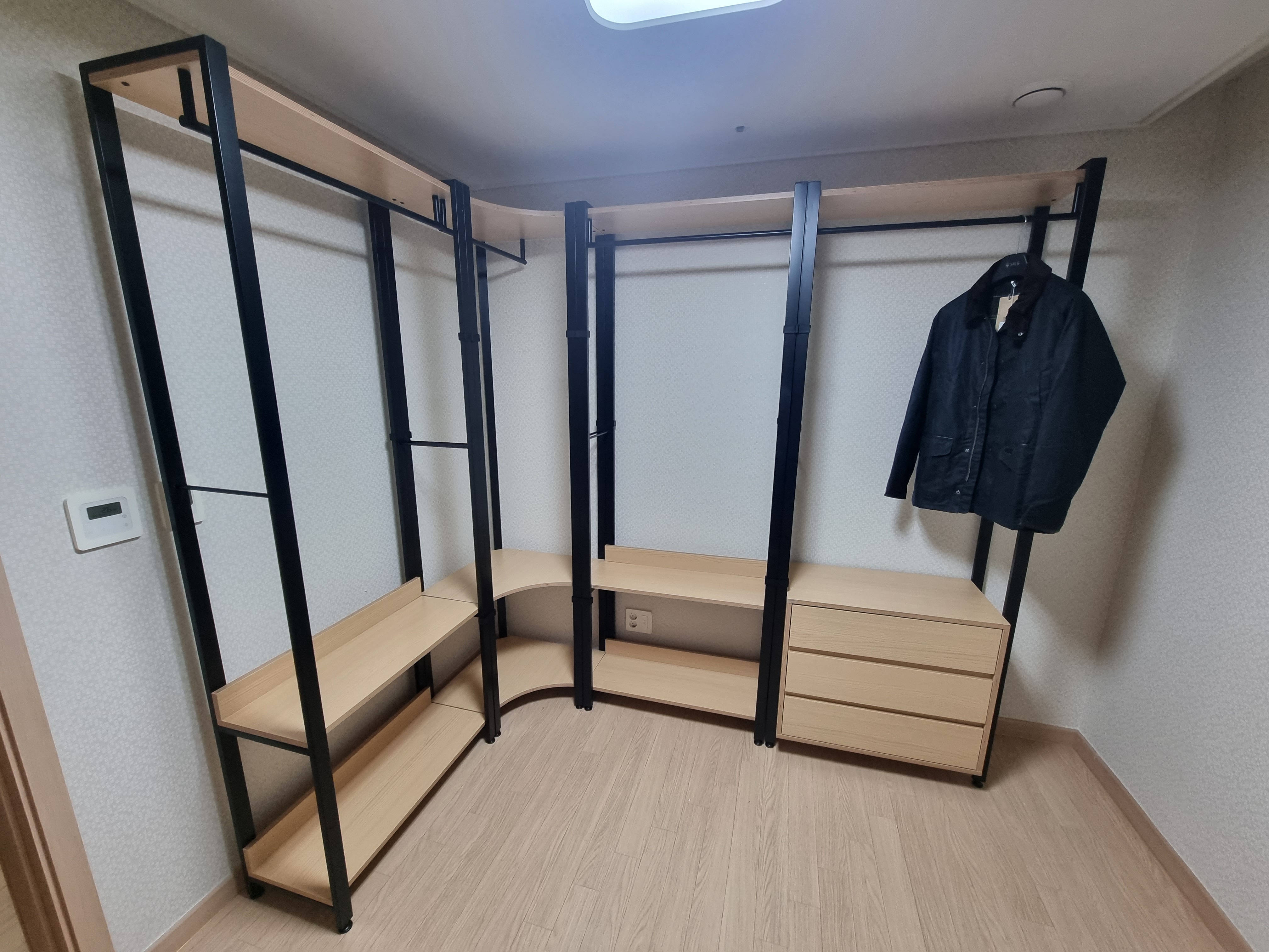 Rooming Open Wardrobe user photo