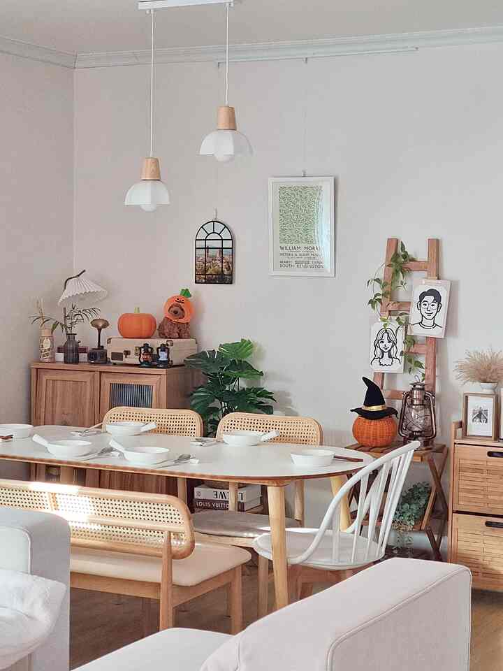 #ミミホーム #ハロウィン

10月末、11月初めのミームホームはハロウィン小道具です。
ちょっと雰囲気を楽しんだんです🎃✨

＃新婚夫婦＃新婚旅行のインテリア＃ウッドインテリア 
#HALLOWEEN #小物