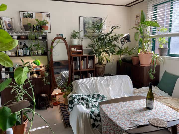 Tagged posts featuring Bankers Desk Lamp 1