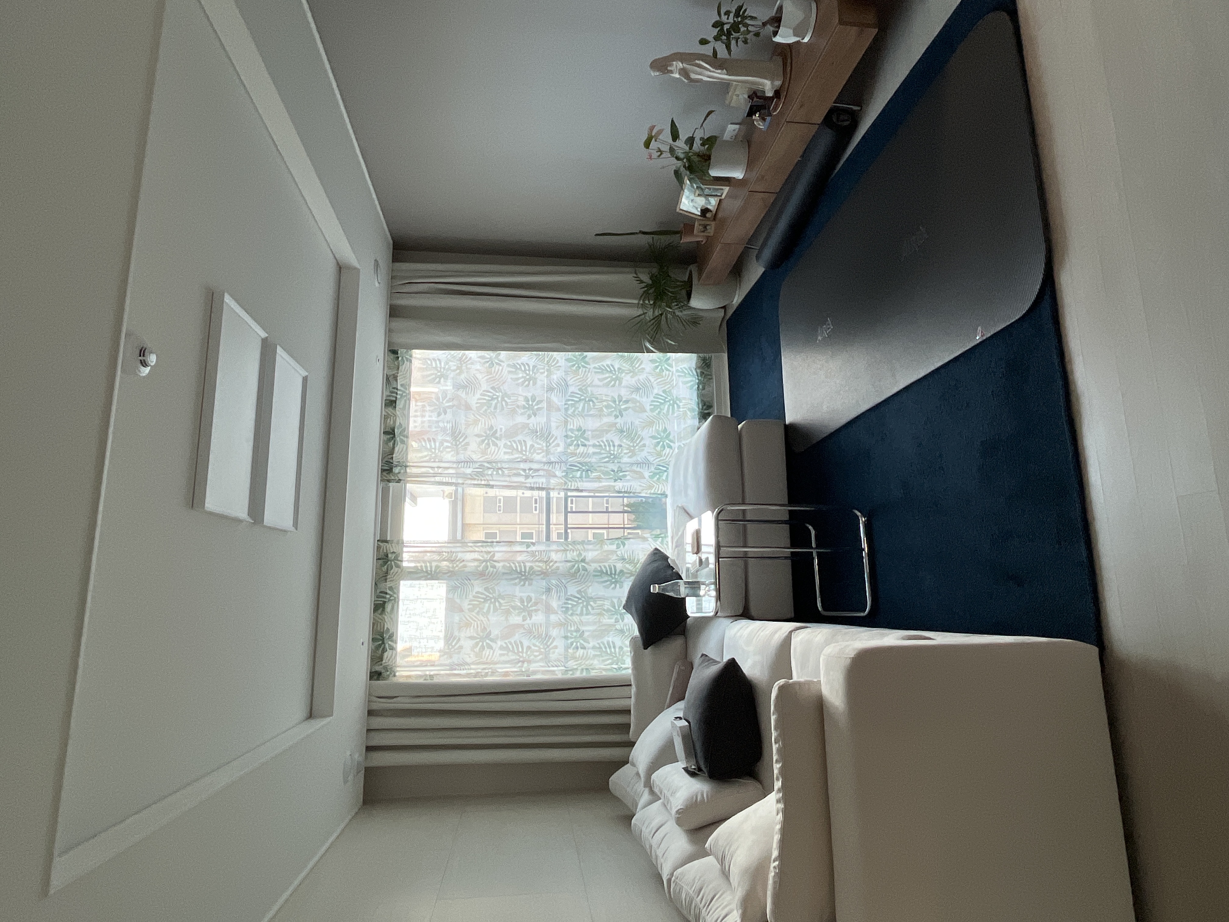 Glass C-Frame Side Table user photo
