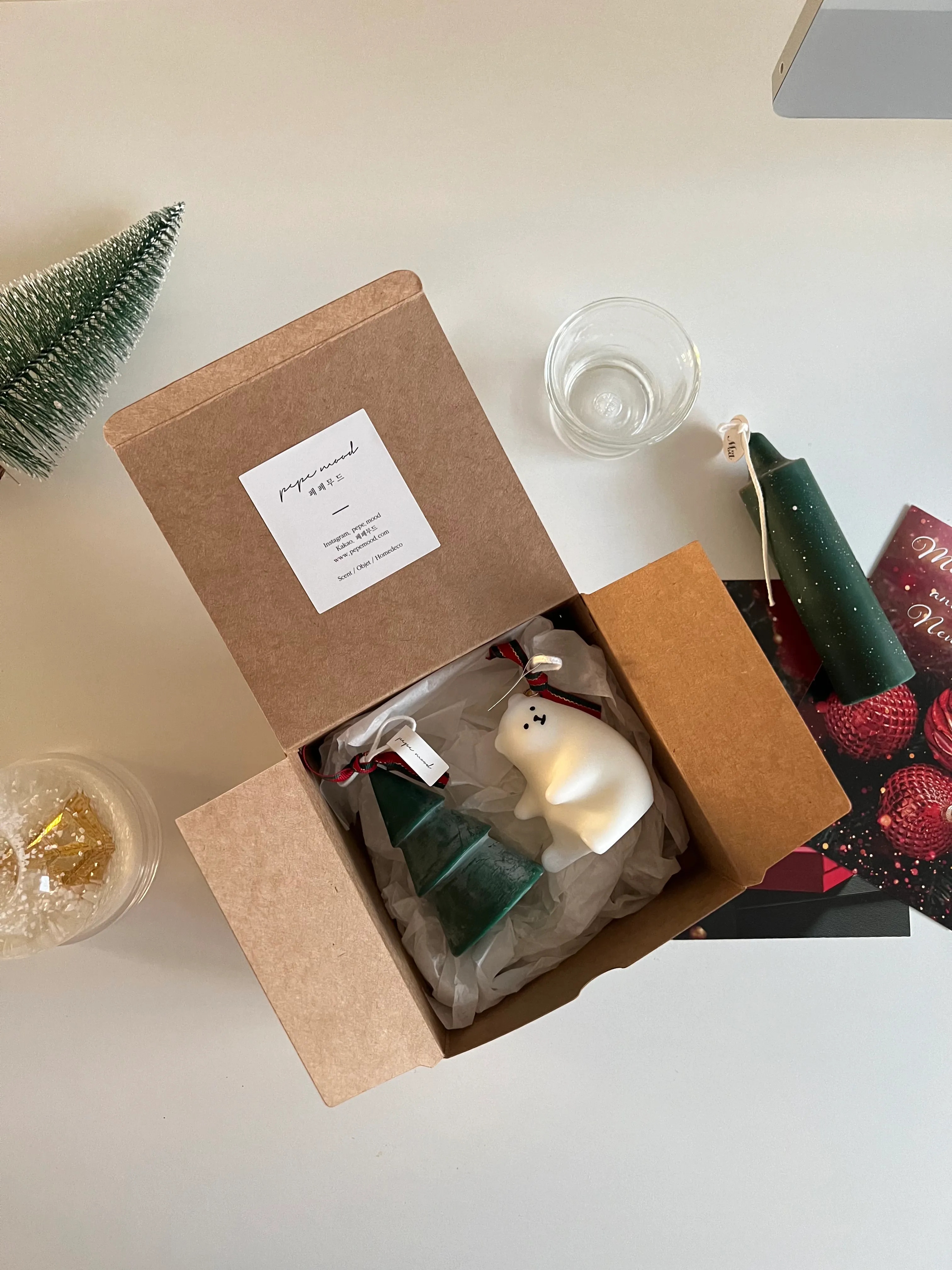 Christmas Bear & Tree Candle Set user photo