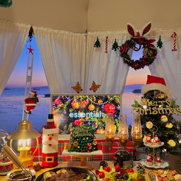 캠핑에서 크리마스 기분내기🎅🏻🎄🎁
3년째 크리스마스캠핑을 다니고 있어요~
이 사진은 작년에 다녀왔던 크리스마스 캠핑입니다 :)
저희는 트리&음식&케이크&랜턴&소품까지 셋팅했어요 !!
2박3일로 다녀왔구~ 25일 밤에는 스테이크와 케이크로 저희만의 크리스마스 파티를 열었죠🎊🎉🎁🎅🏻
앞은 오션뷰💙로맨틱한 크리스마스❤️
#오늘뭐하집 #오늘부터크리스마스 #크리스마스 #크리스마스캠핑 #캠핑 #겨울캠핑 #동계캠핑 #캠핑용품 #캠핑장비 #요즘트렌드 #활동채널명 