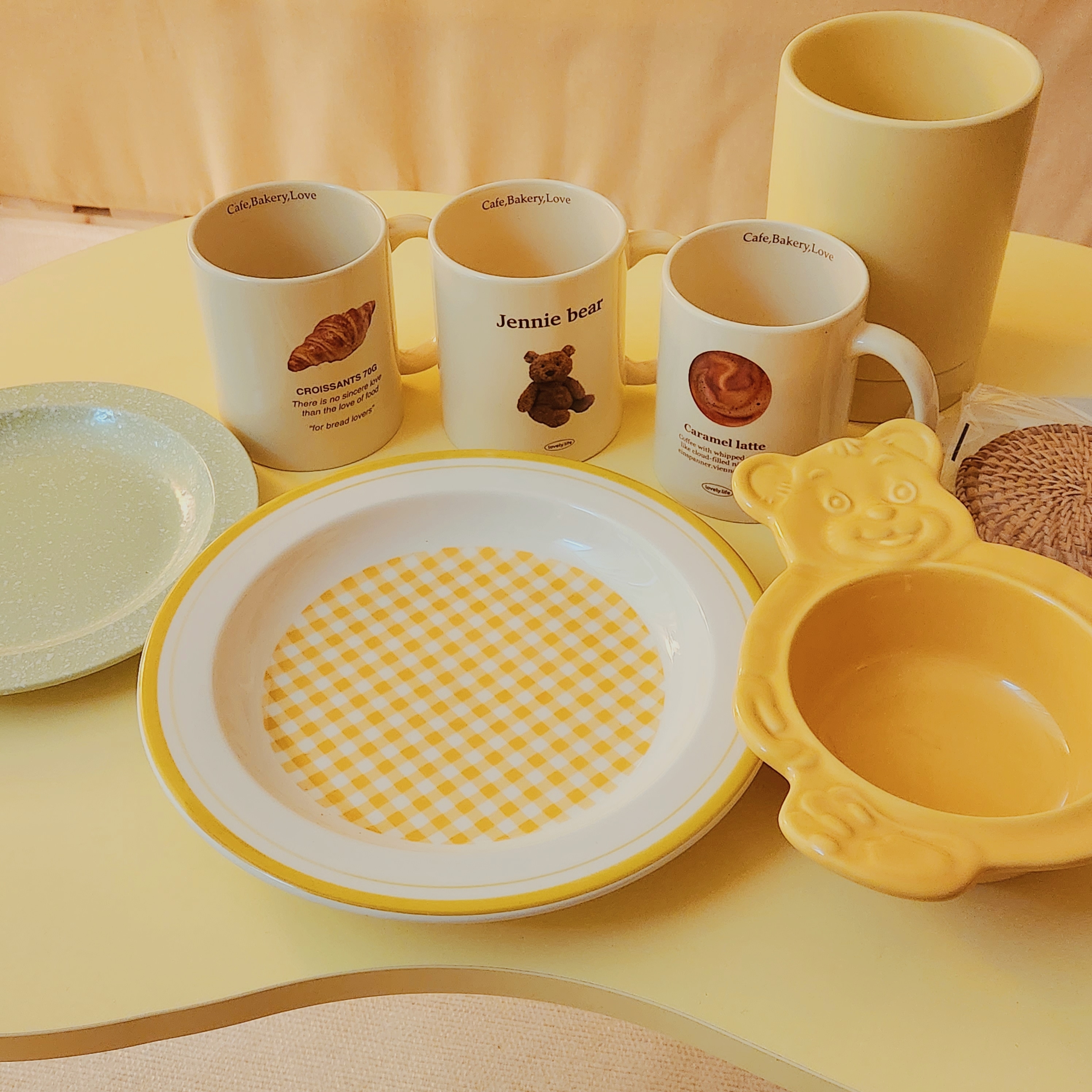 Coucou Retro Charm Dinner Plate - 9