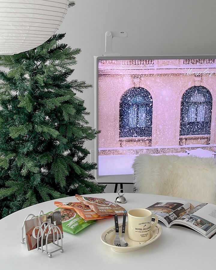 short form carousel card thumbnail