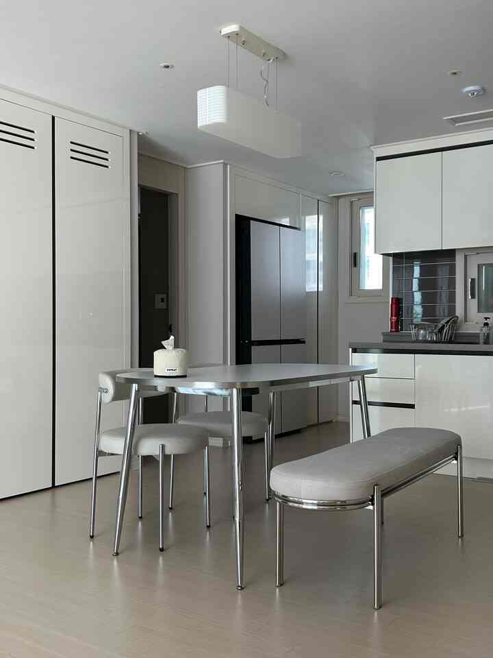 Sweeter ダイニングチェア［10色・5種］を使ったコーディネート 3