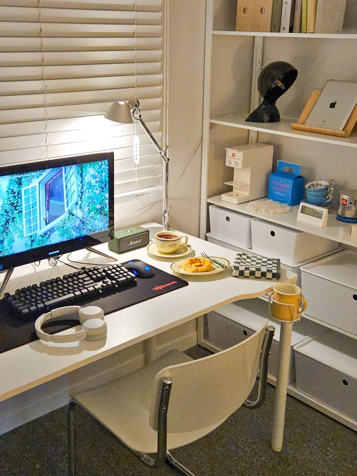 short form carousel card thumbnail