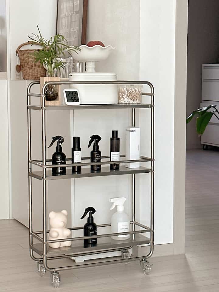 🛒 Direkomendasikan untuk memindahkan barang penyimpanan

Saya ingin memanfaatkan ruang kecil dengan baik.
Saya membeli troli stainless steel dan saya sangat puas :)

#Ahli Penyimpanan #요즘트렌드 #트롤리 #트롤리수납장 #트롤리선반 #트롤리추천 #정리정돈 #수납꿀팁 #수납템 #살림꿀팁 #살림템 #살림정보 #거실수납 #미니멀라이프 #미니멀살림