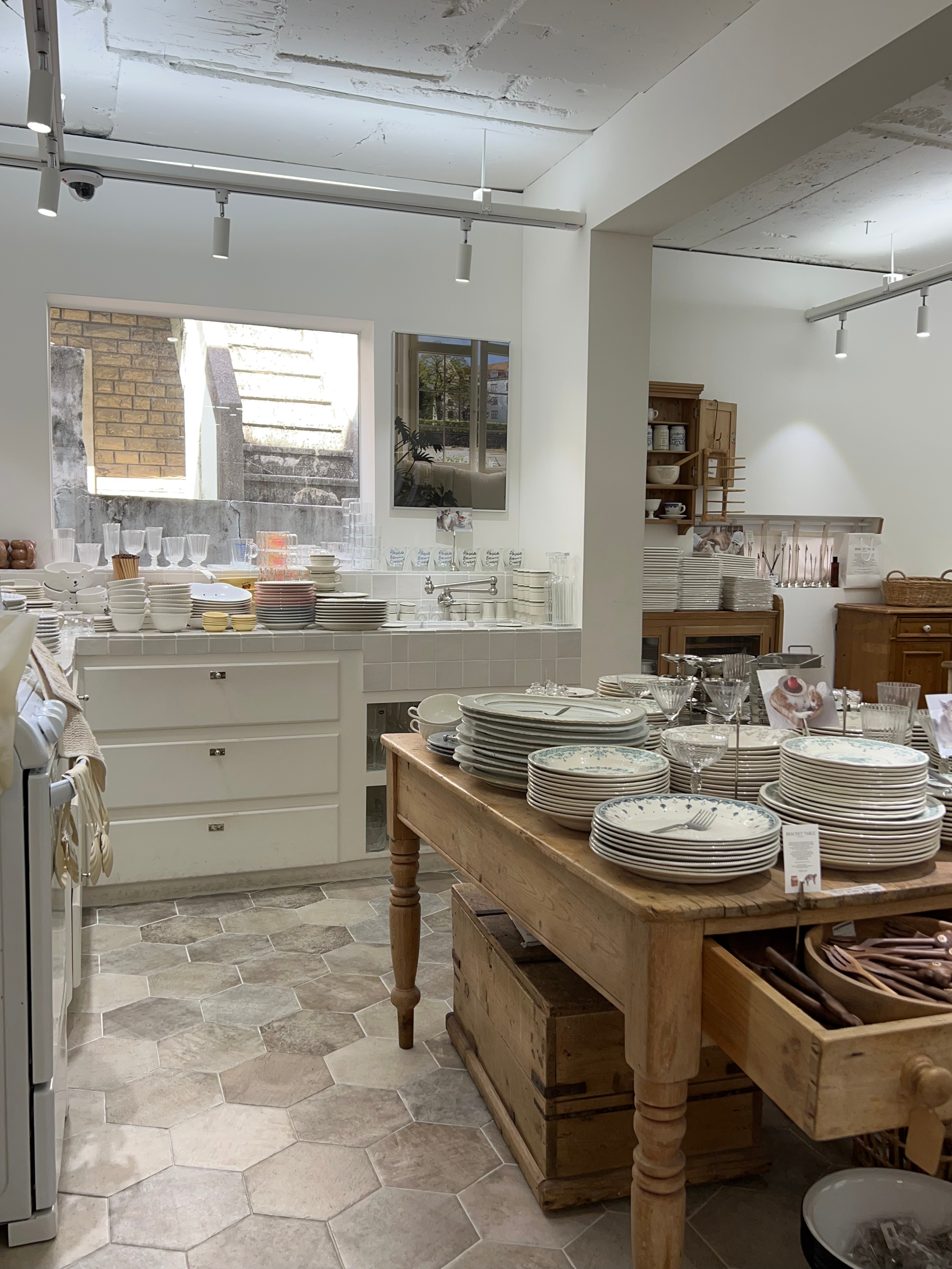 Syracuse Maple Plate and Bowl Set for 2 (15 Piece) user photo