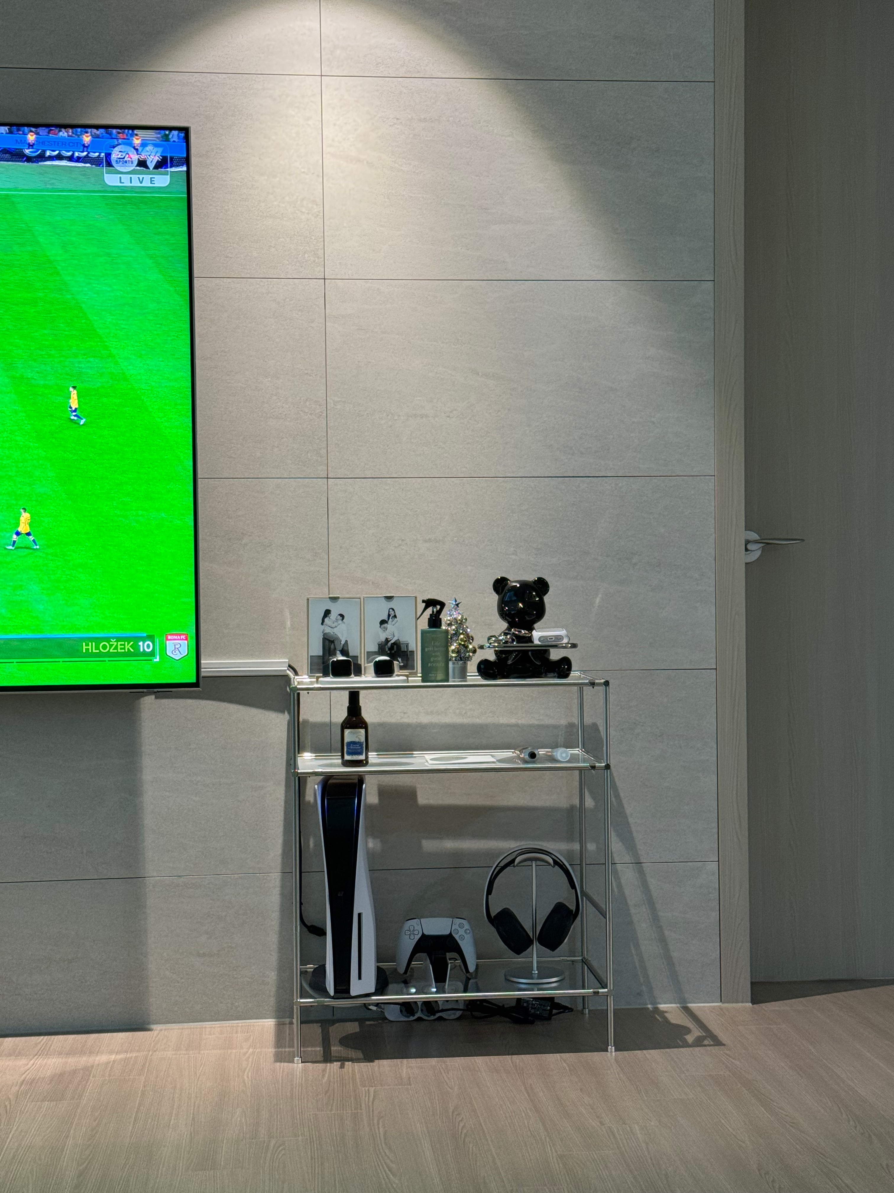 Sense Frame Glass Shelf user photo