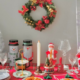 홈 캠핑하면서 크리스마스 소품으로 꾸며보았어요!🎄🎅🏻
테이블 위에 크리스마스 테이블 보를 깔고 소품들을 셋팅했어요ㅎㅎ
우선 예쁜 접시&와인 잔으로 셋팅했죠!
소품은 다이소&스타벅스&모던하우스에서 구매했어요!
#오늘뭐하집 #오늘부터크리스마스 #크리스마스 #크리스마스캠핑 #홈캠핑 #camping #크리스마스소품 #요즘트렌드 