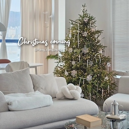 #아무트리챌린지
크리스마스에 진심인 12월을 보내고 있어요 🎄
고민고민하다 들였던 대형트리,
안했으면 어쩔뻔했나 싶게 트리멍하며 힐링하고 있어요☺️
#크리스마스트리 #트리멍 #크리스마스소품 #크리스탈오너먼트 #트리오너먼트 #화이트인테리어 