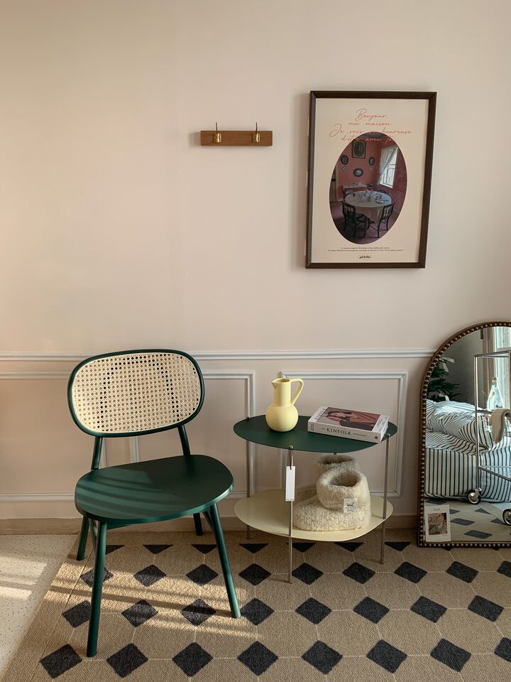 short form carousel card thumbnail