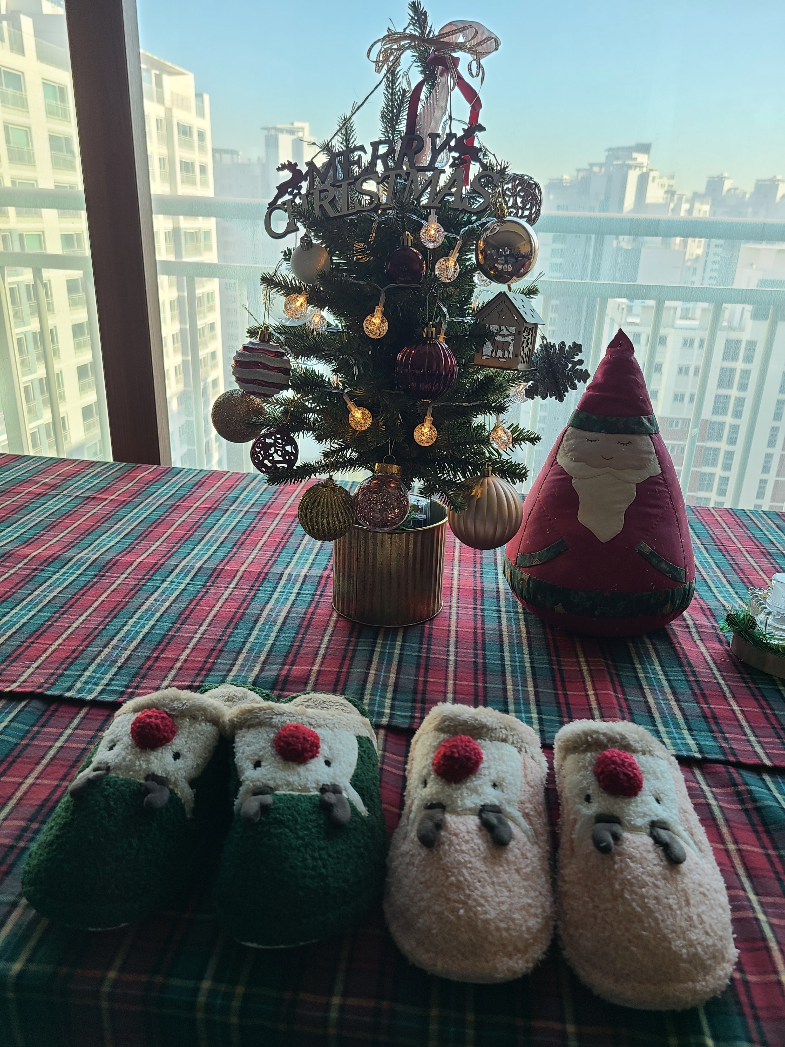 Rudolph Fuzzy Winter Slippers – 3 colors user photo