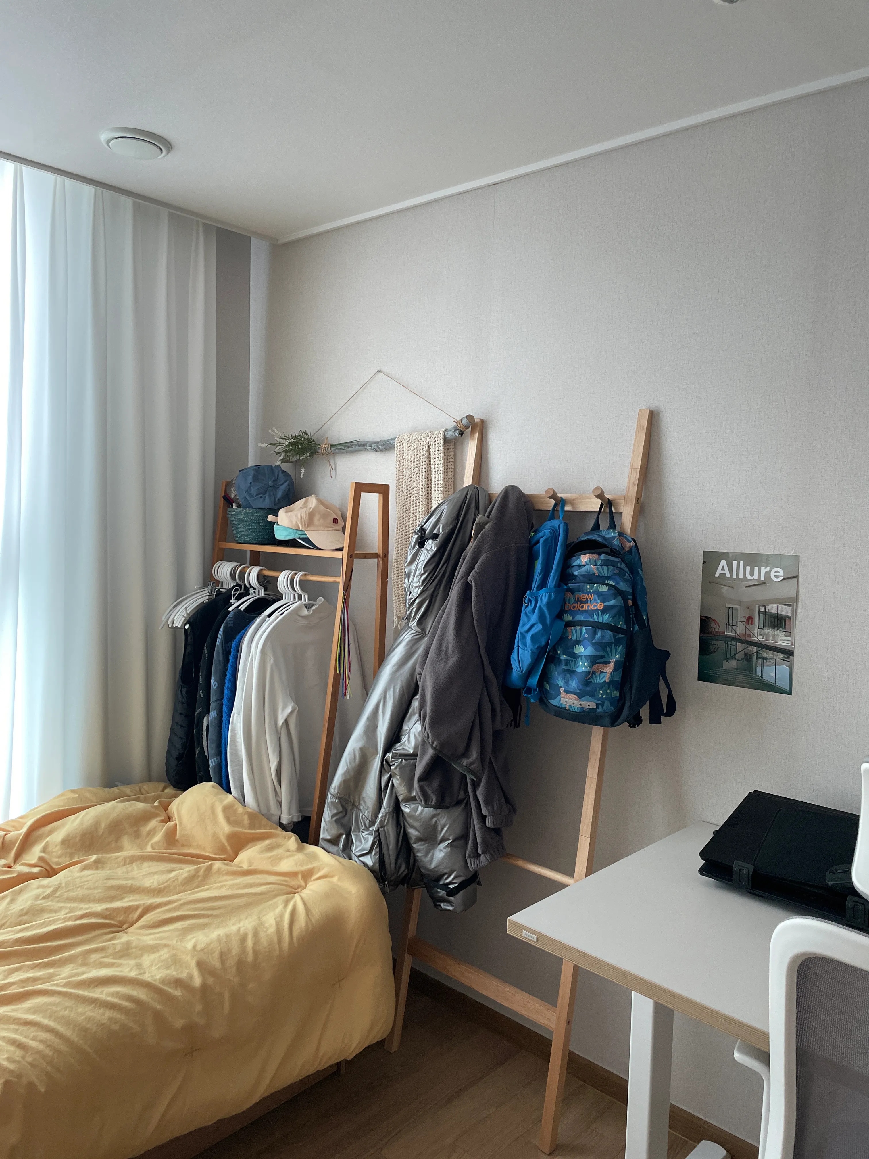 Solid Wood Ladder Clothes Rack Stand user photo