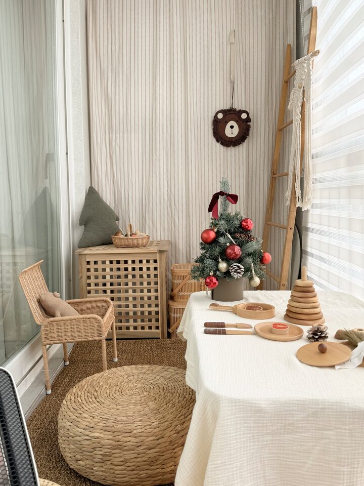 short form carousel card thumbnail