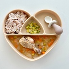 닭고기를 좋아하는 아이를 위한 궁빠닭🫶
-
과정은 조오금 번거롭지만 닭다리 냠냠 맛나게 뜯어먹는 아기를 보면 괜시리 뿌듯해요 🥹❤️
오늘도 맛나게 먹어줘서 고마워~ 

#유아식 #유아식기 #아기식판 #육아템 #육아일상 #아기있는집 #아이집인테리어 #집스타그램 #아파트인테리어 #화이트인테리어 #베이지인테리어 #우드인테리어 #집꾸미기 #신혼집인테리어 #홈인테리어 #오하우스 #오하우스시즌9