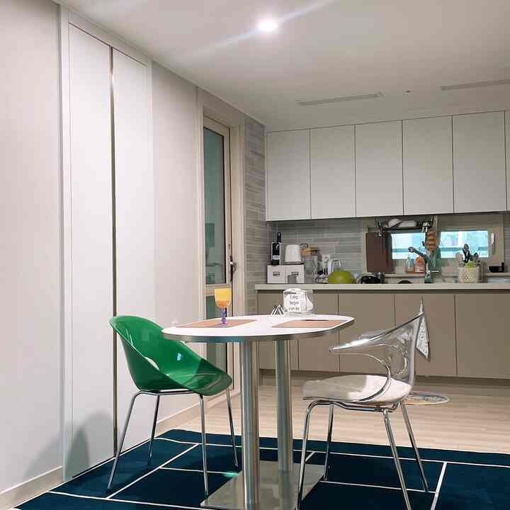 Clean モダン アームチェア［2色］を使ったコーディネート 1