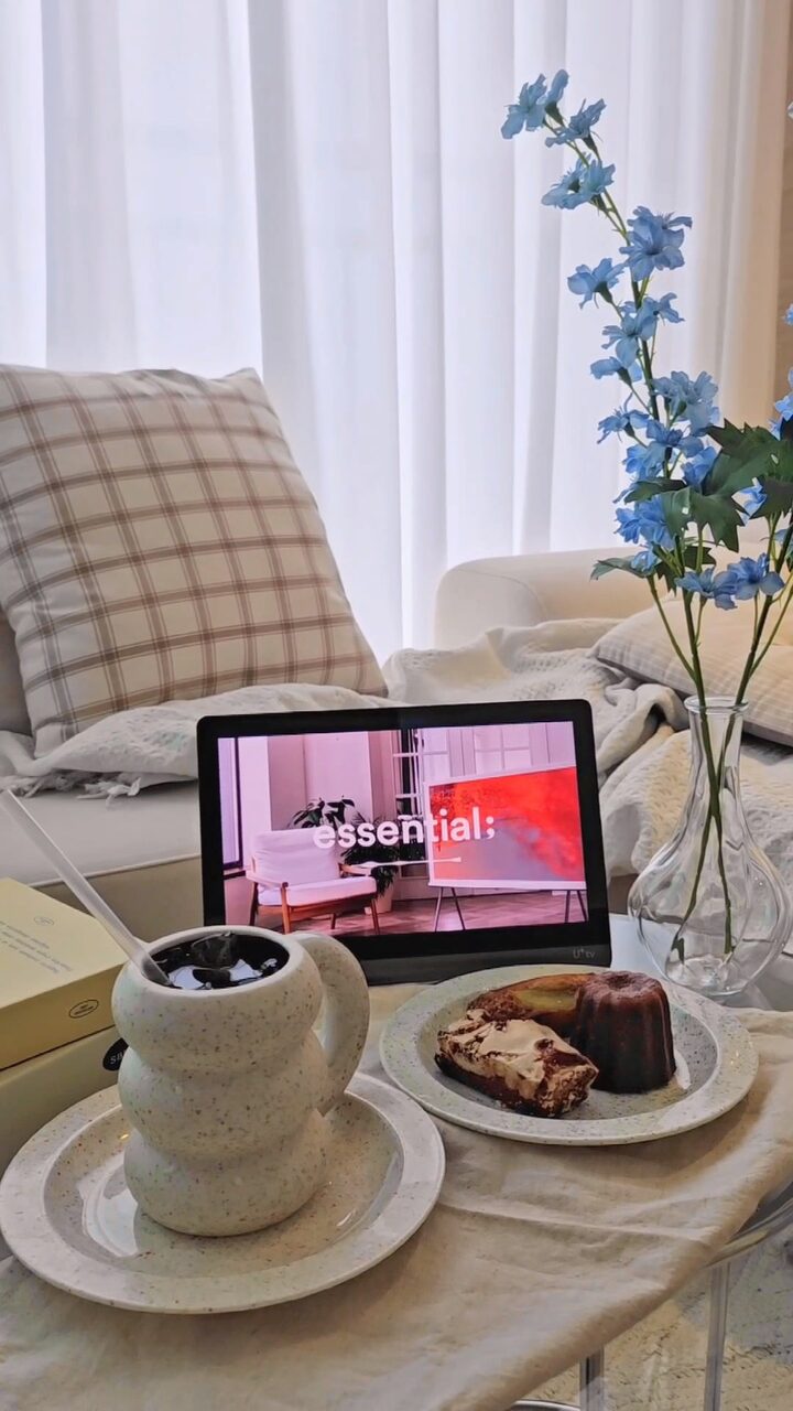 short form carousel card thumbnail