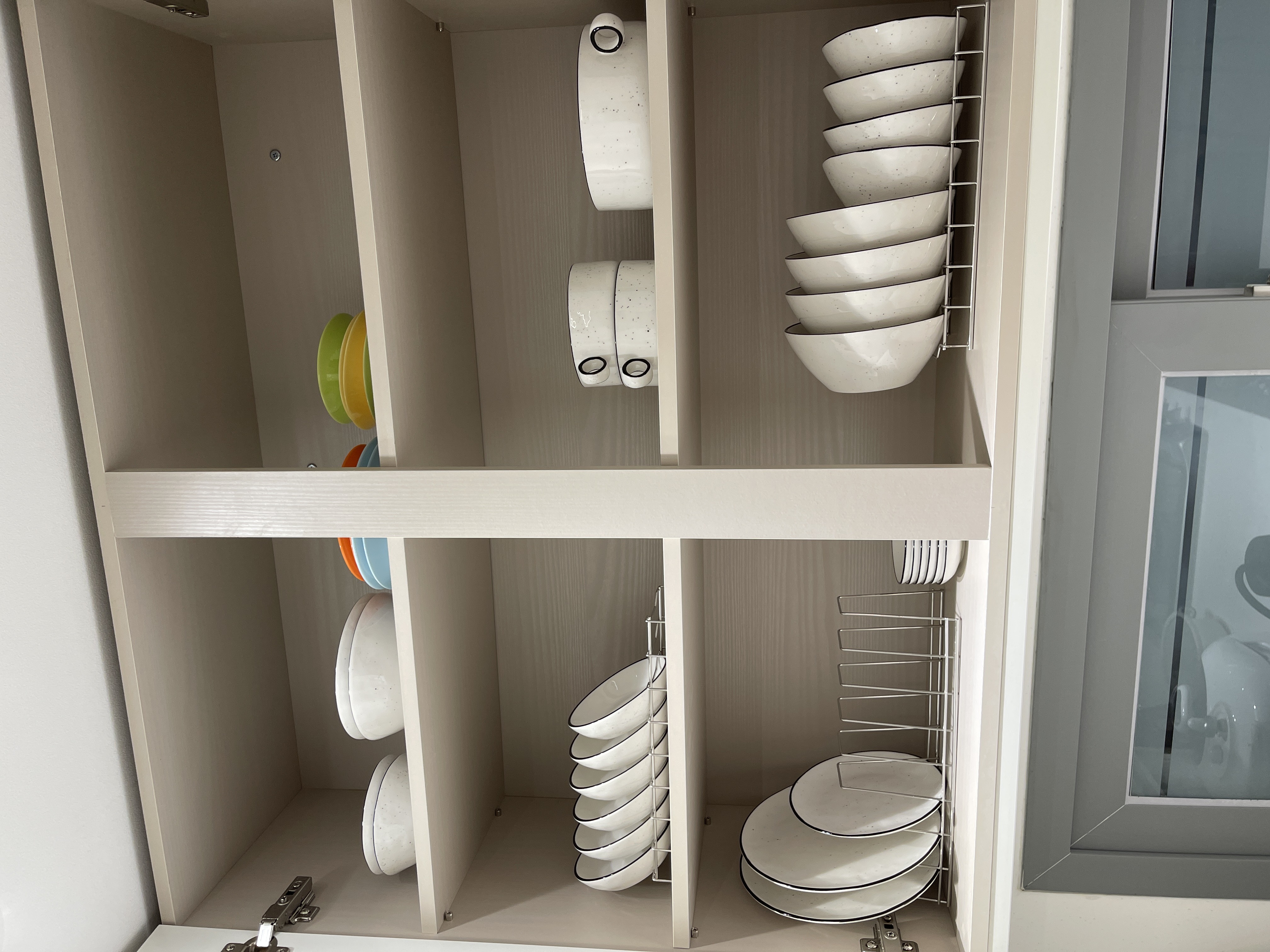 Stone Line Ceramic Dinnerware Set for 6 (42-Piece) user photo