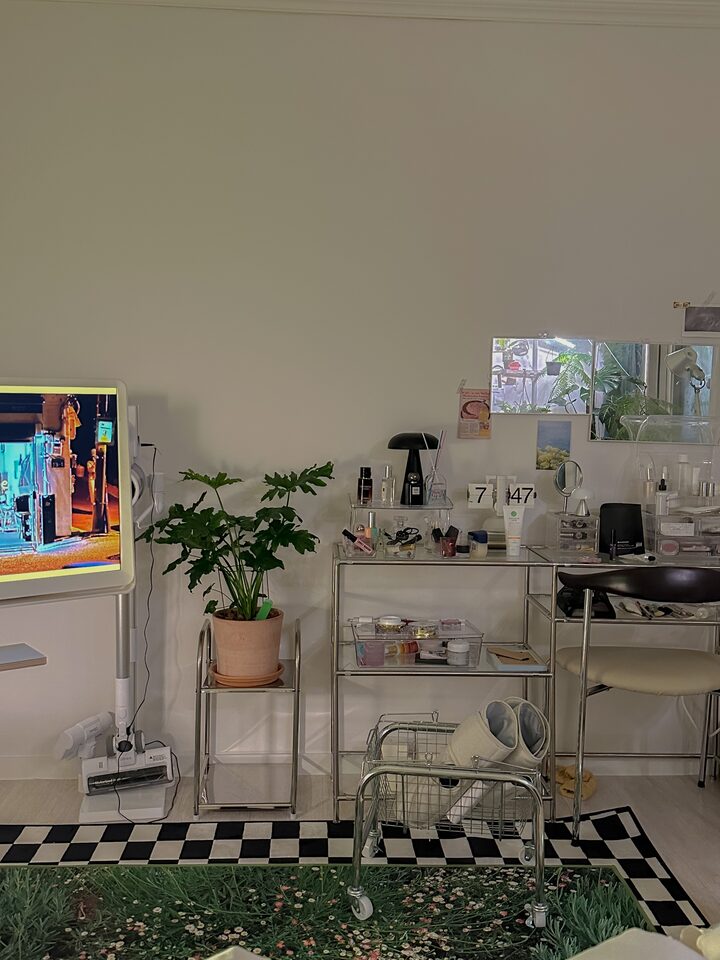 short form carousel card thumbnail