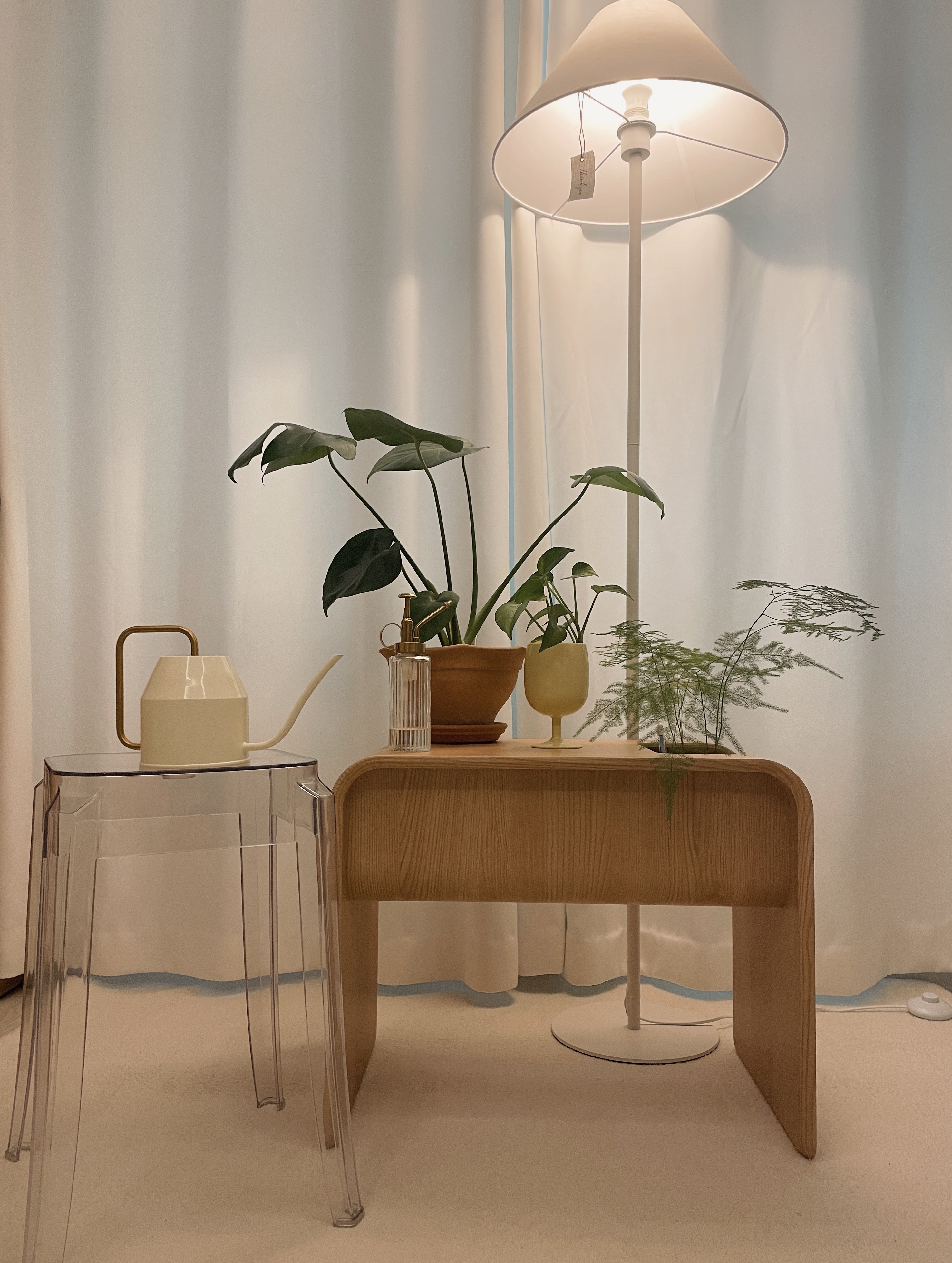 Multi-Use Curved Side Table user photo
