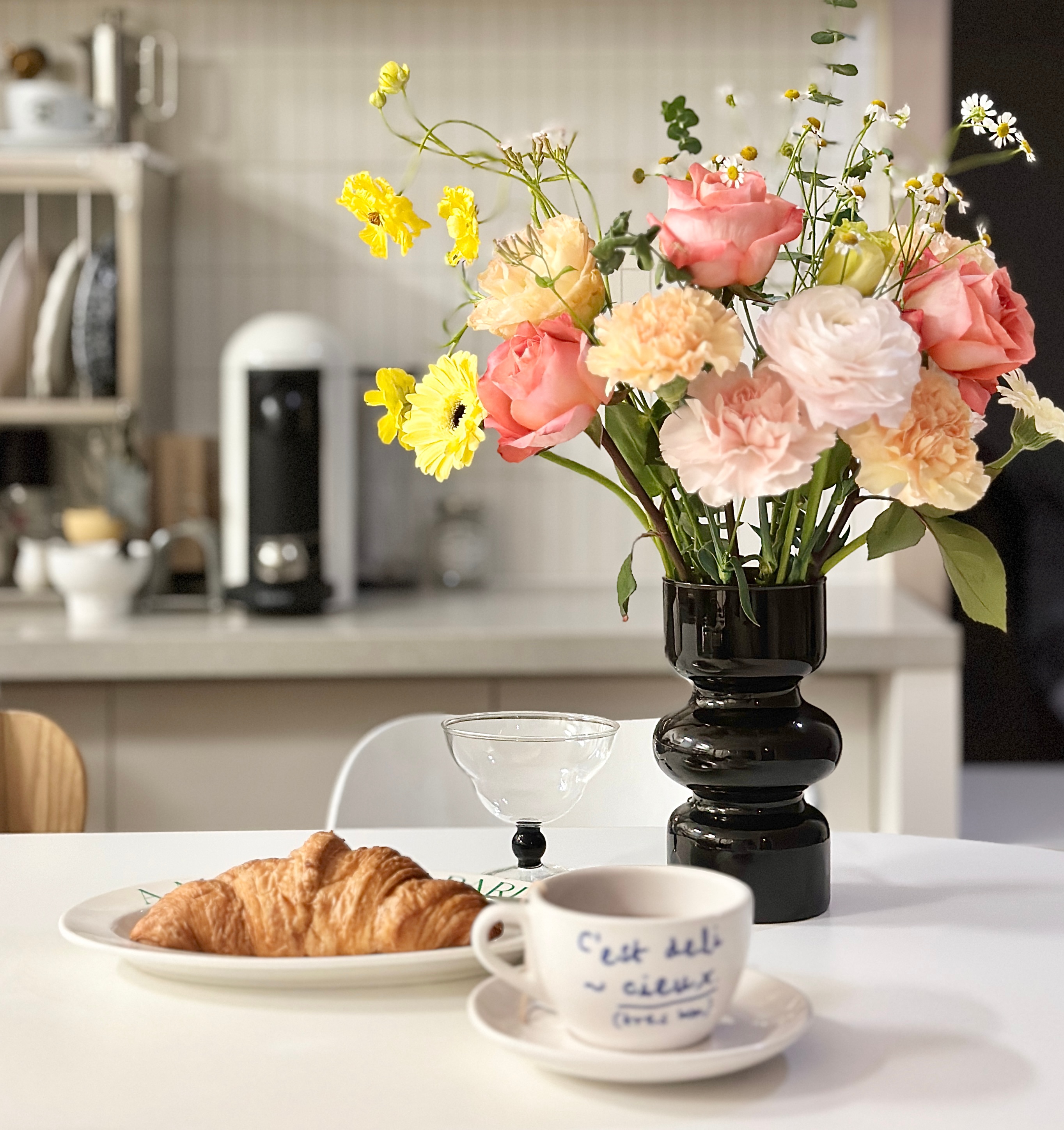 Rove Black Wide Wine Glass user photo
