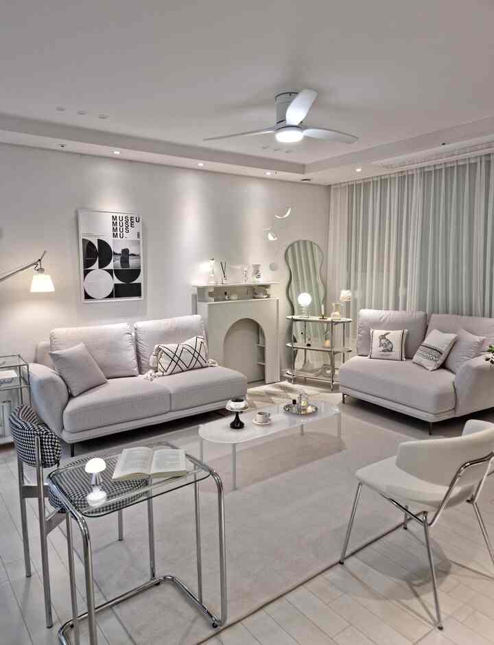 It was a weekend day when the cold eased a little, but at night, the cold wind blew again🤣 These days, I quietly move the furniture here and there every night and keep taking pictures~ ㅋㅋ
#LivingroomInterior #거실꾸미기 #거실테이블 #아파트인테리어 #모던인테리어 #화이트인테리어 #모듈소파 #패브릭소파 #30평대인테리어 #3인소파 #1인소파 #홈스타일링 #셀프인테리어 #집꾸미기 #신혼집 #신혼집인테리어 #신혼집꾸미기 #신혼가구 #테이블 #신혼소파 #신혼소파추천 #소파 #소파추천 #모듈가구 #리빙룸 #조명인테리어 #인테리어소품 #소파테이블 #썸앤데코