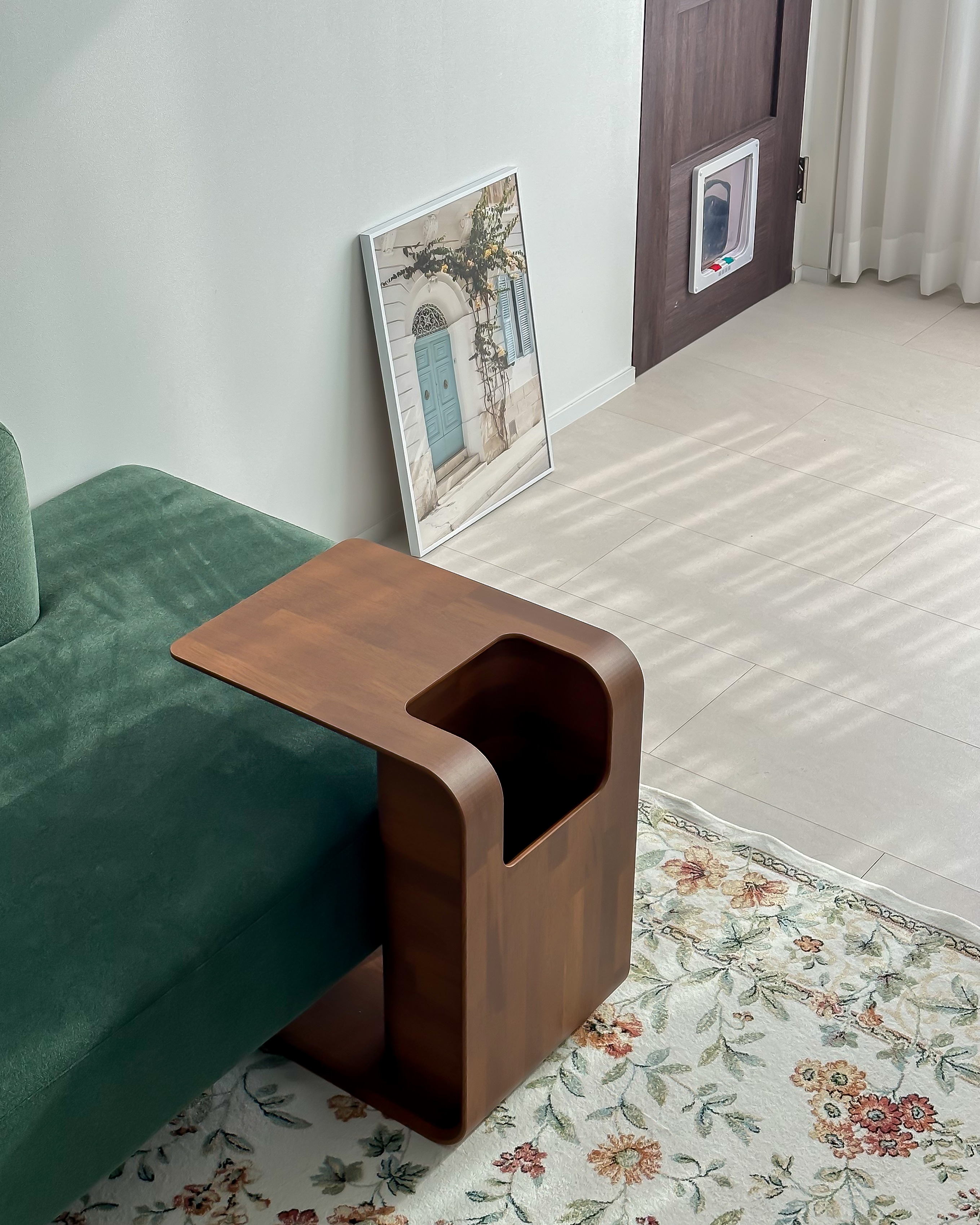 Multi-Use Curved Side Table user photo