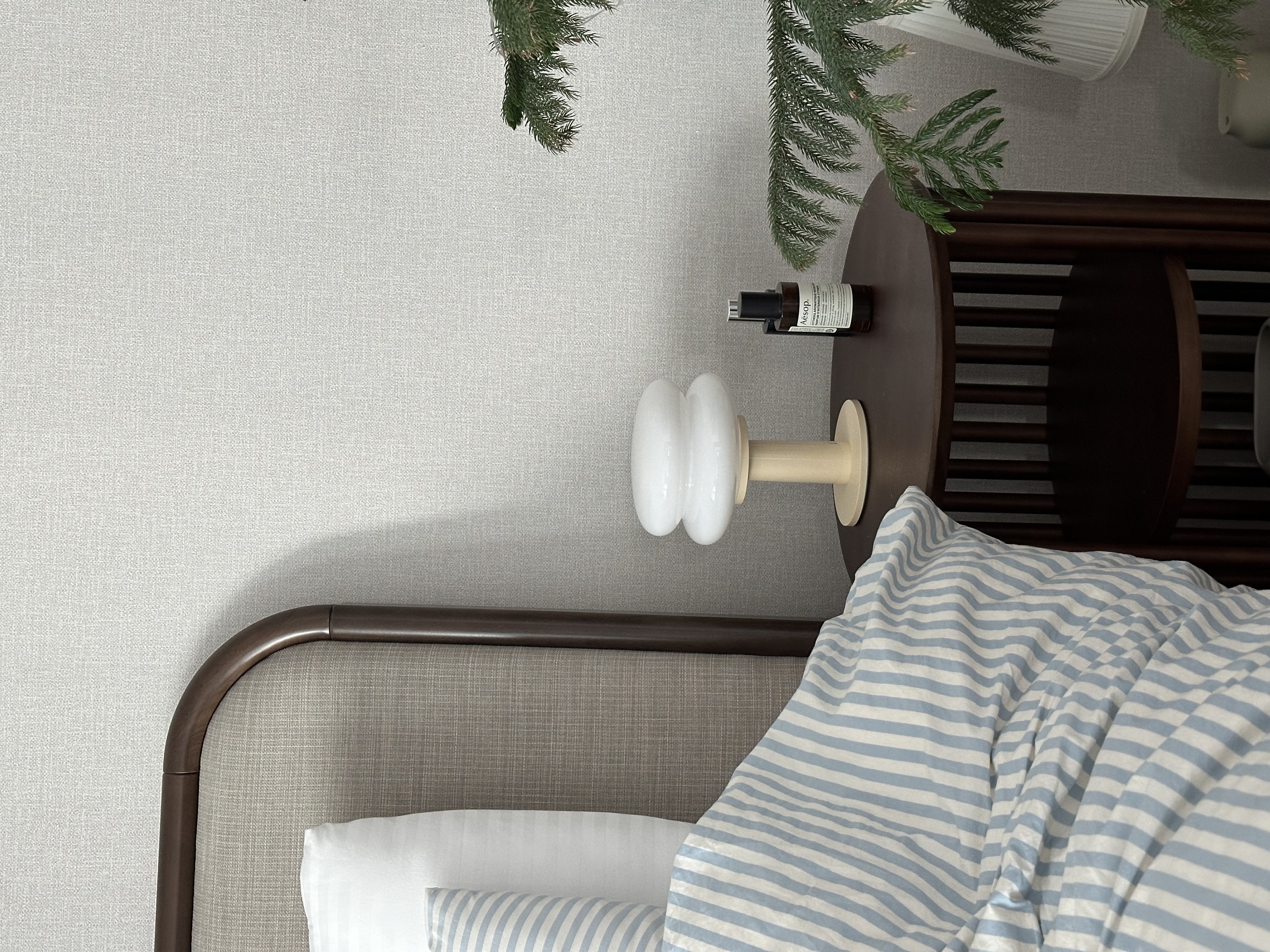 Ivy Solid Pine Wood Nightstand user photo