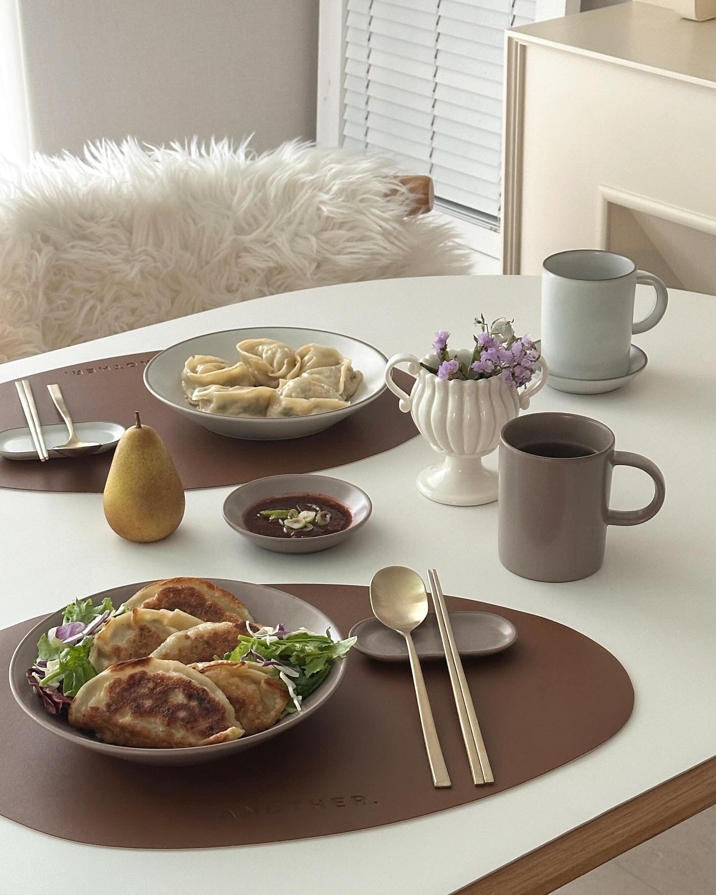 Clean Line Flatware Set for 2 (16-Piece) user photo