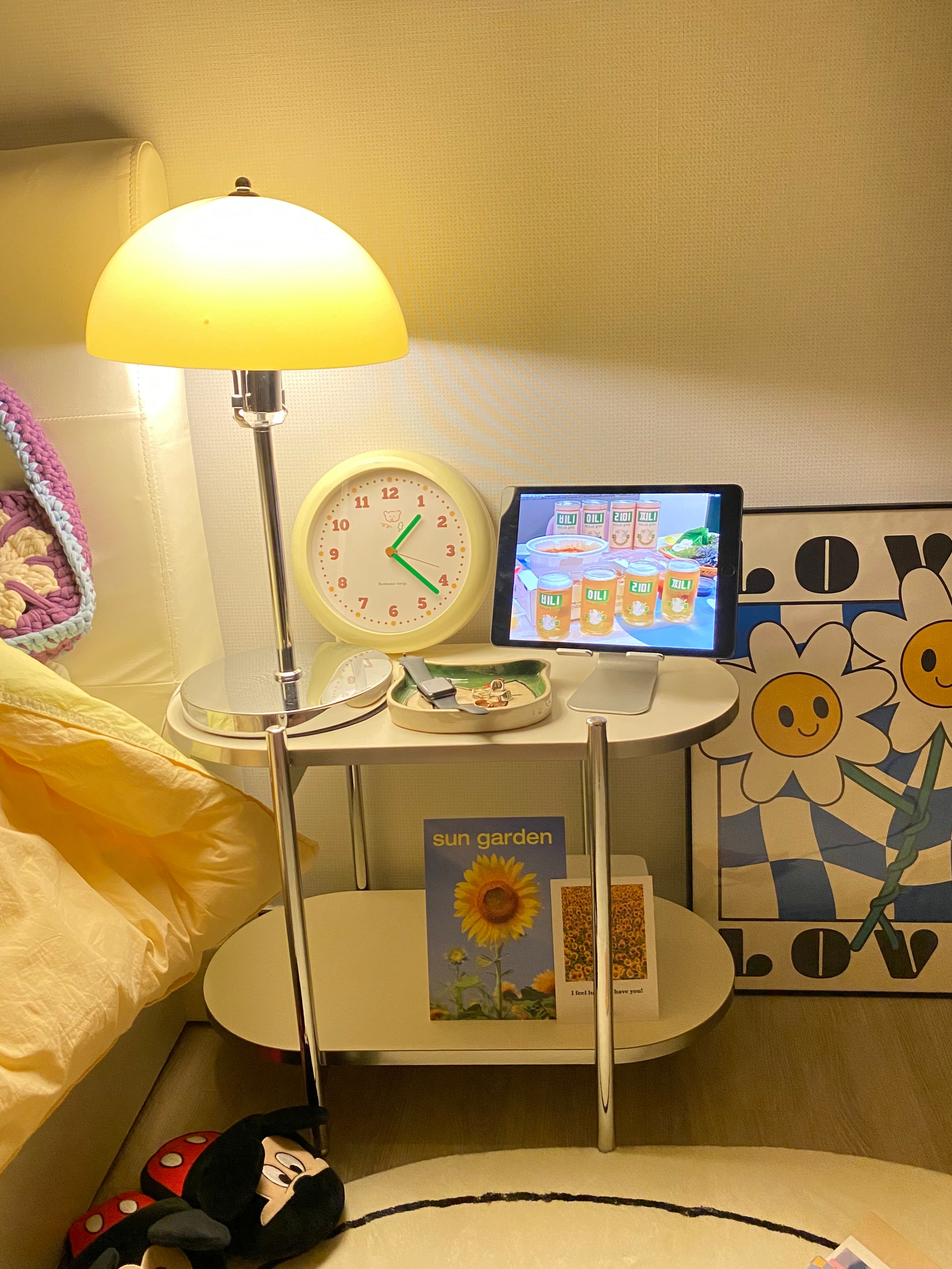 Blooming Foldable Floor Coffee Table user photo