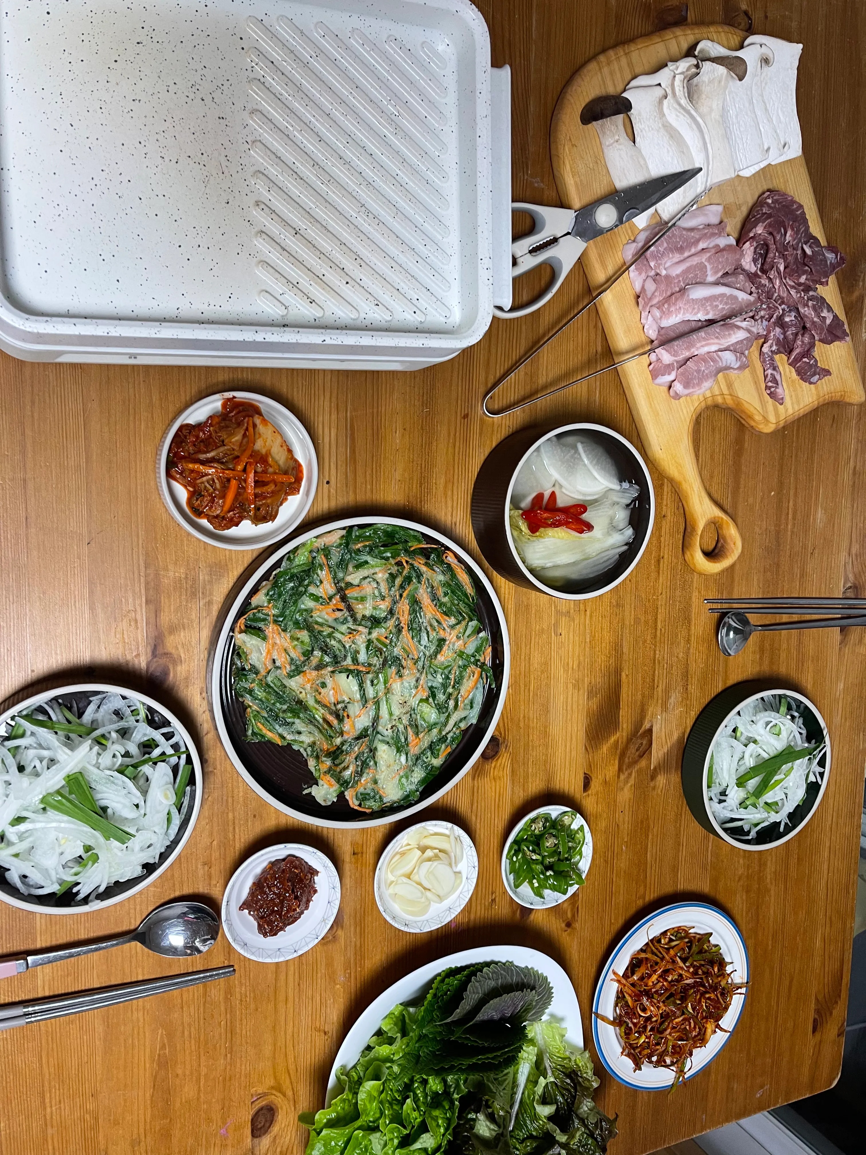 Soft Clay Korean Dining Set for 2 (16-Piece) user photo