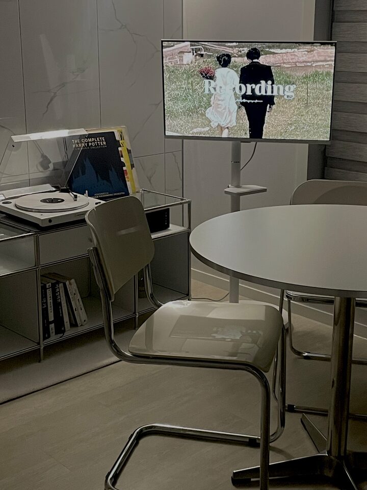 short form carousel card thumbnail