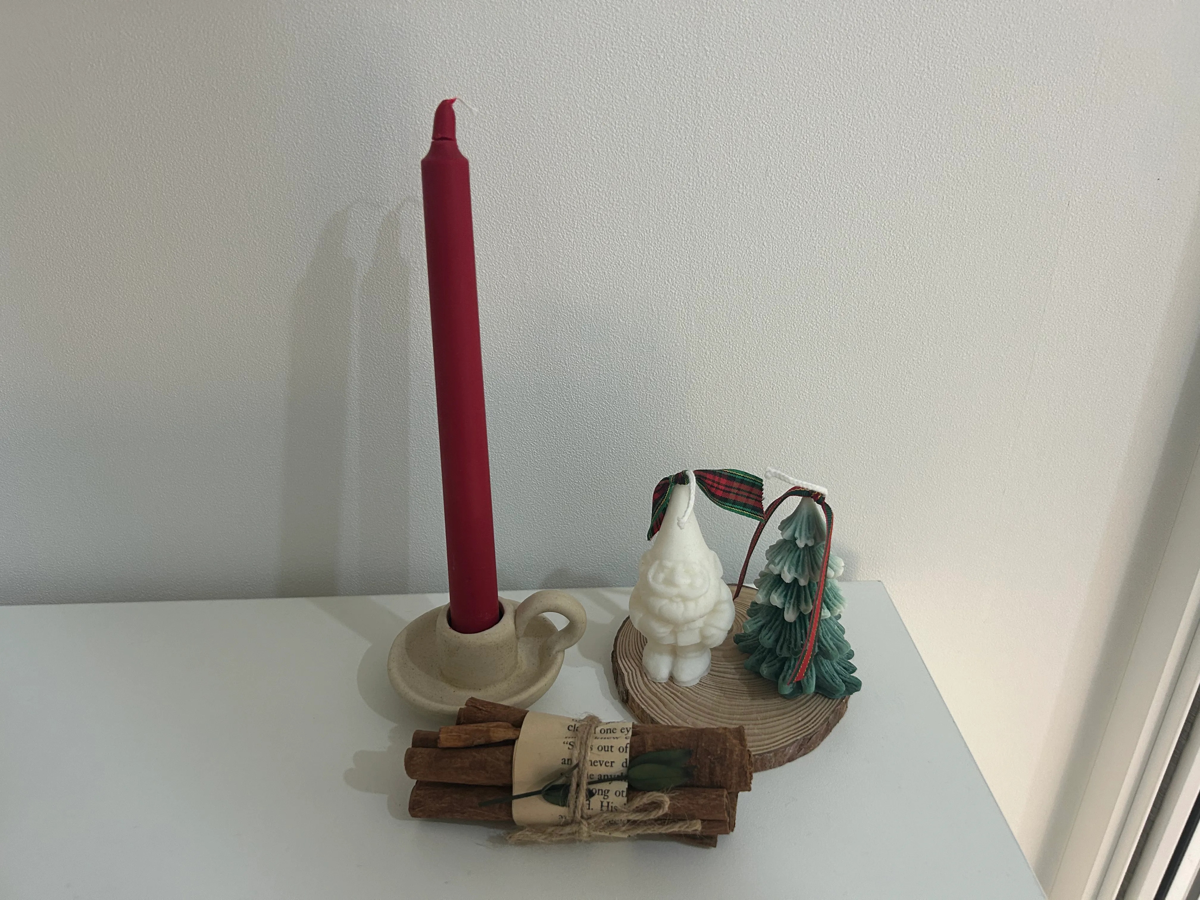 Santa & Tree Candle Holiday Gift Set user photo