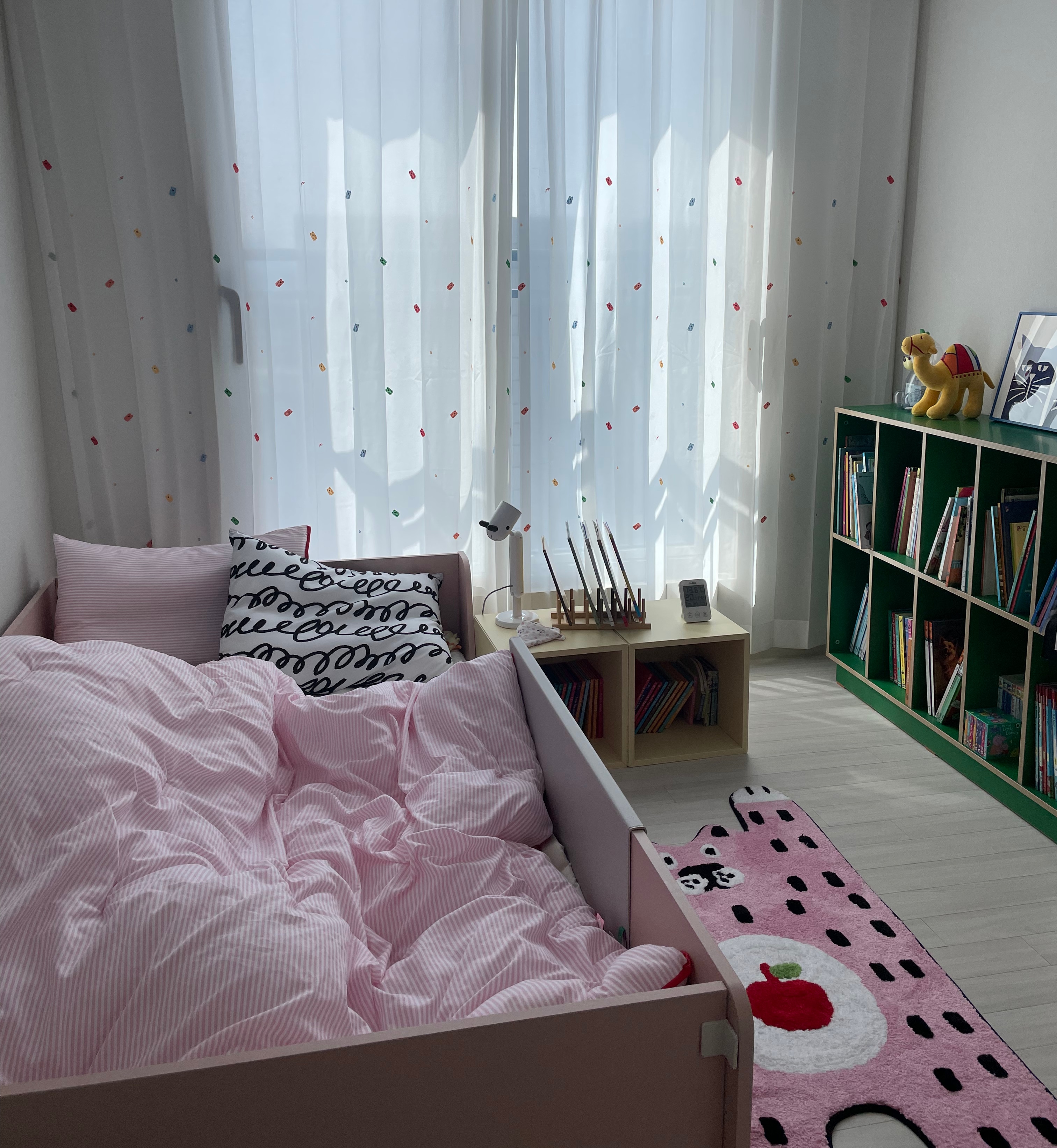 Ribbon Cake Fitted Pad Bedding Set (Transitional & Summer) user photo