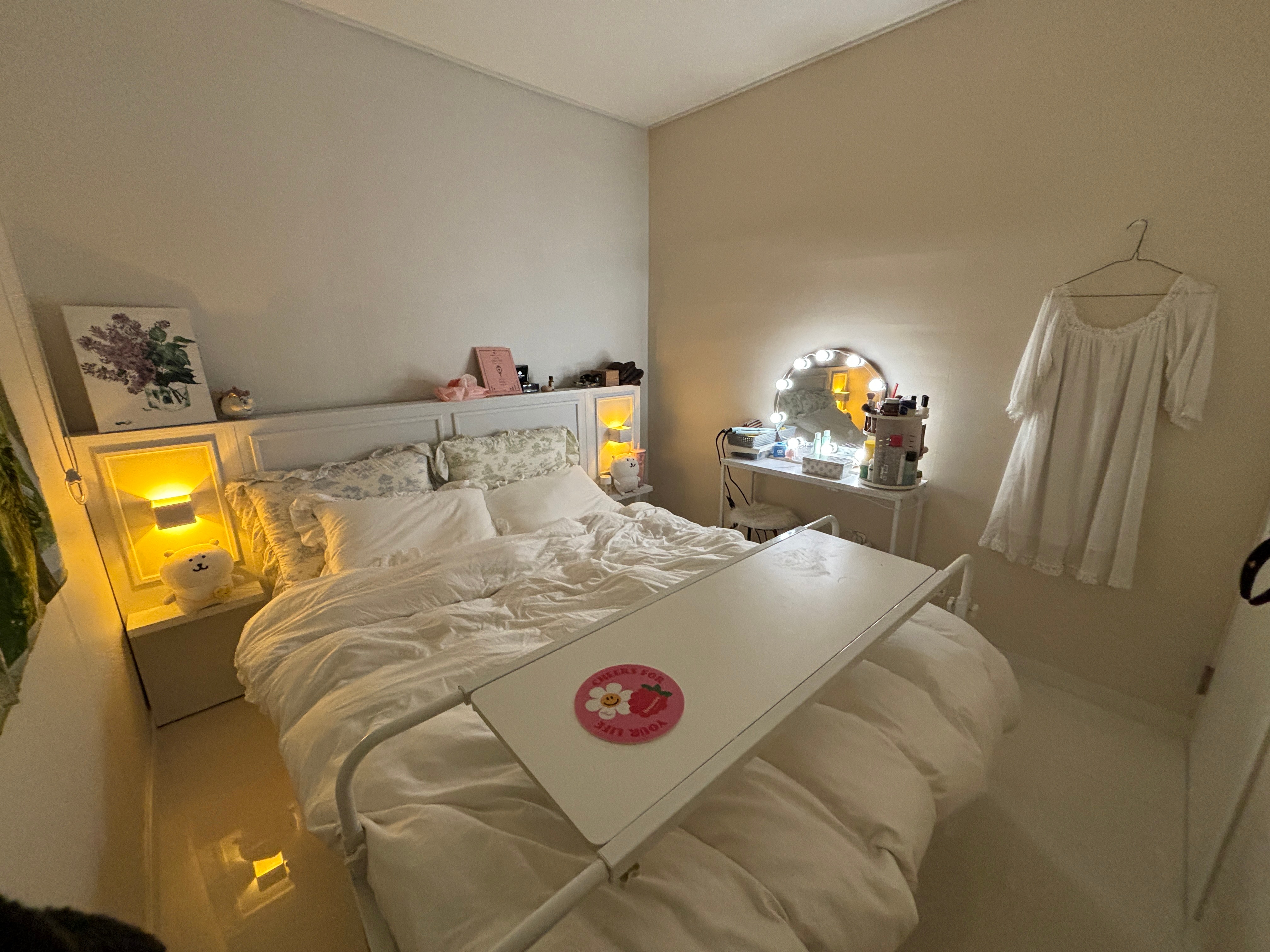 Hotel Style Dust-Free Frill Pillowcase user photo