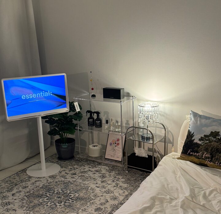 short form carousel card thumbnail