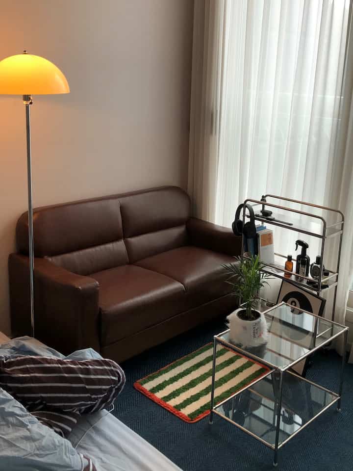 vintage newtro 2人掛け ソファ［11色・4種・3サイズ］を使ったコーディネート 2