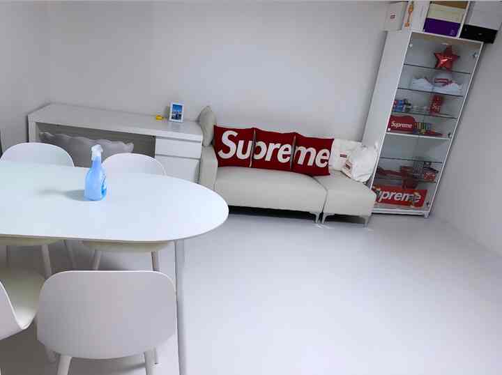 #화이트 #화이트인테리어 #화이트톤 #슈프림 #supreme #화이트가구 #게스트룸 #게스트룸인테리어 #게스트룸꾸미기 #아이보리 #아이보리인테리어 #아지트 #아지트공간 #꾸미기 
