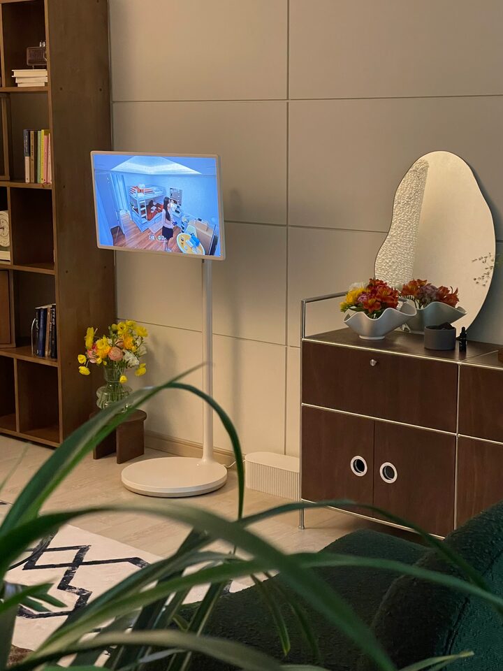 short form carousel card thumbnail