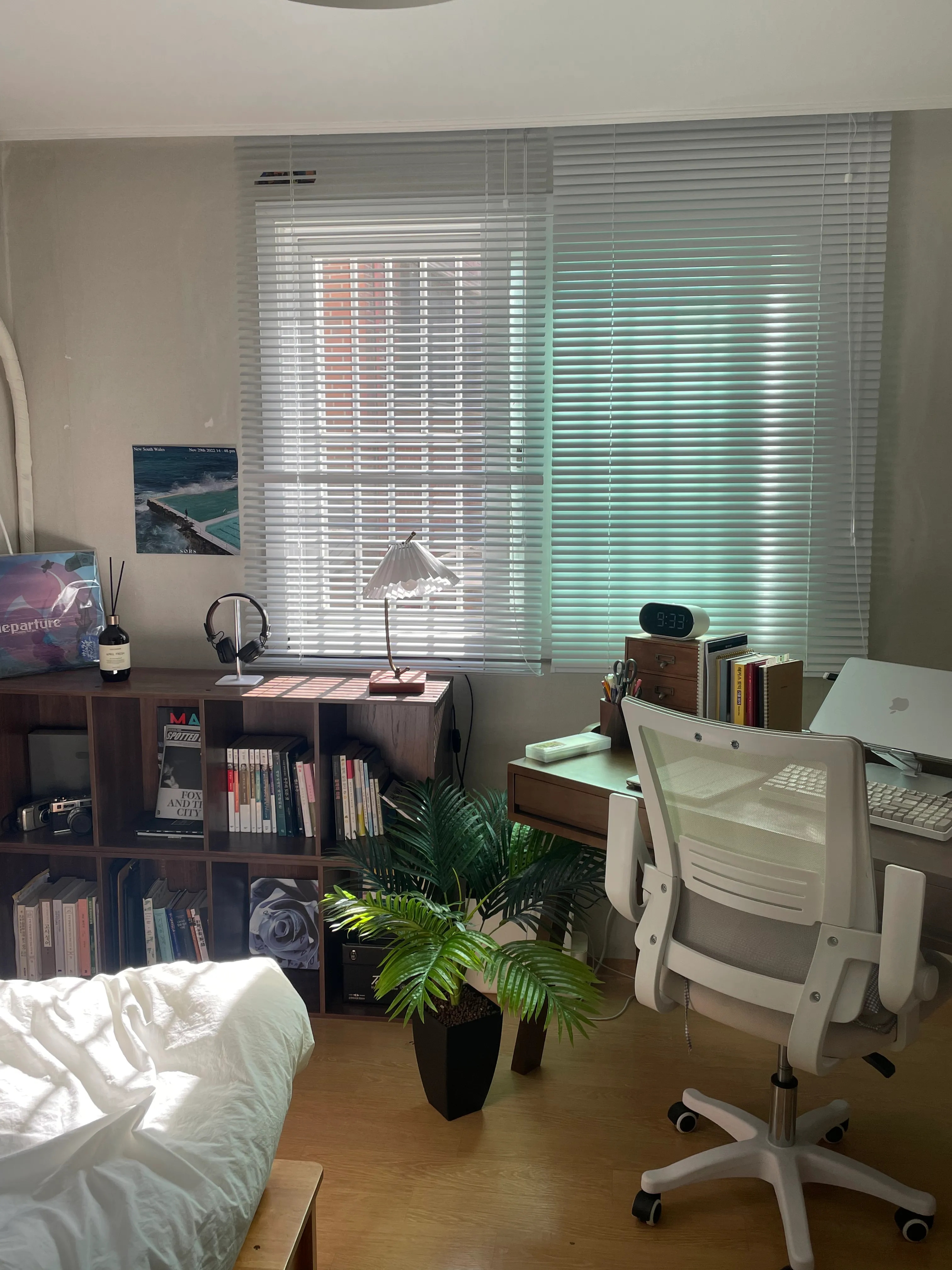 Modern Wood Bookcase & Storage Shelf user photo