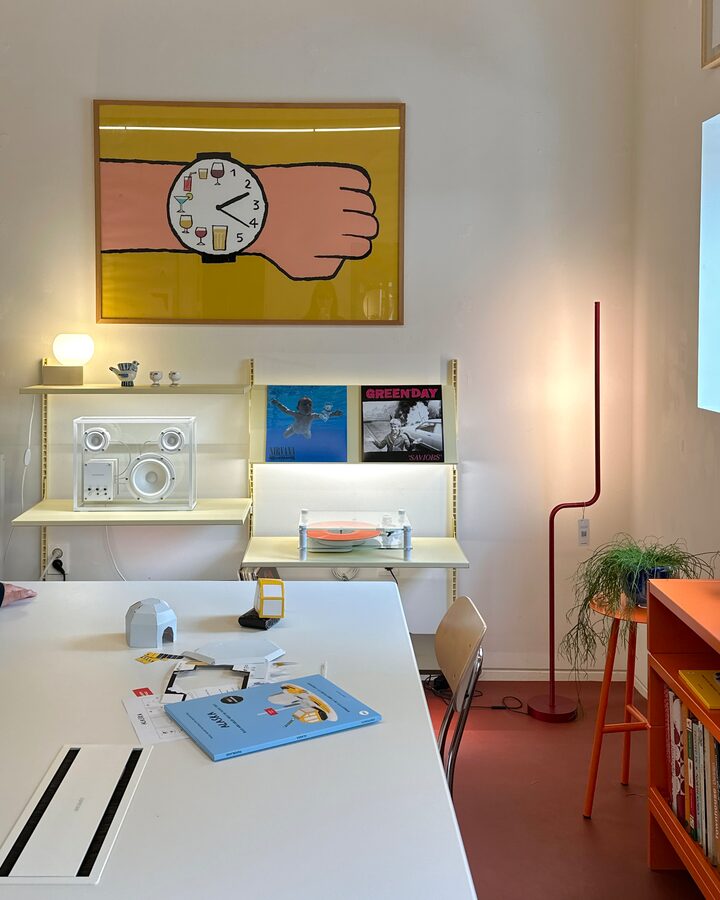 short form carousel card thumbnail