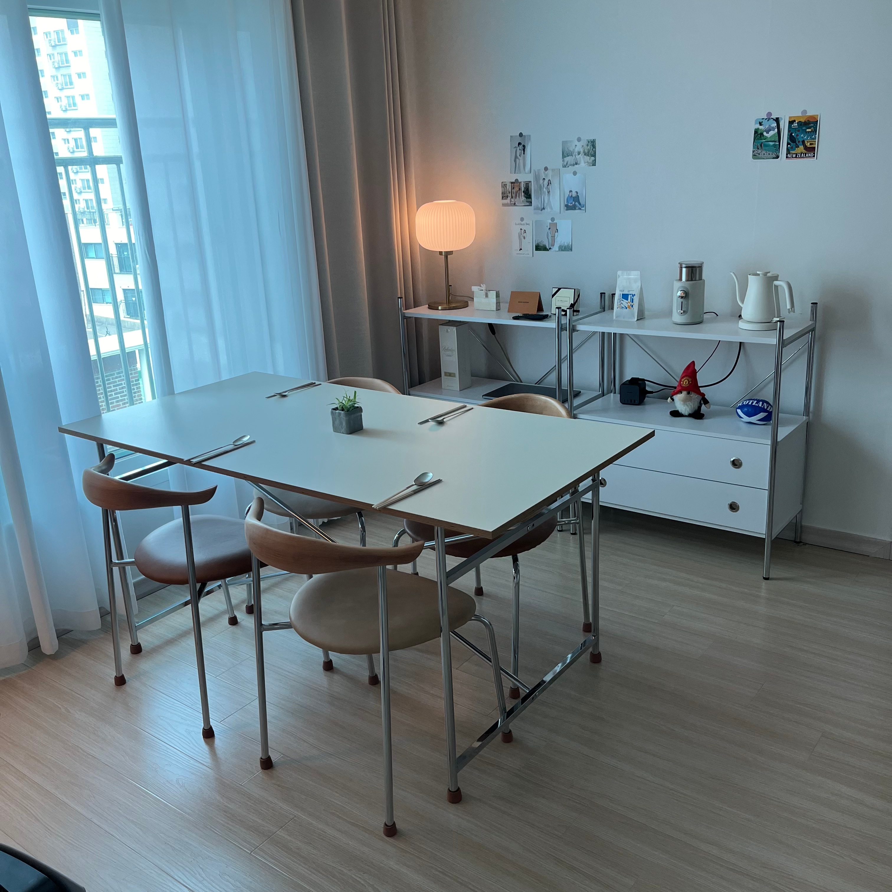 Point Chrome Mid-Century Dining Table user photo