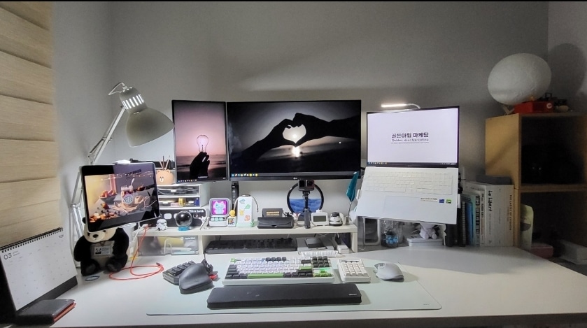 Moon Table Lamp user photo