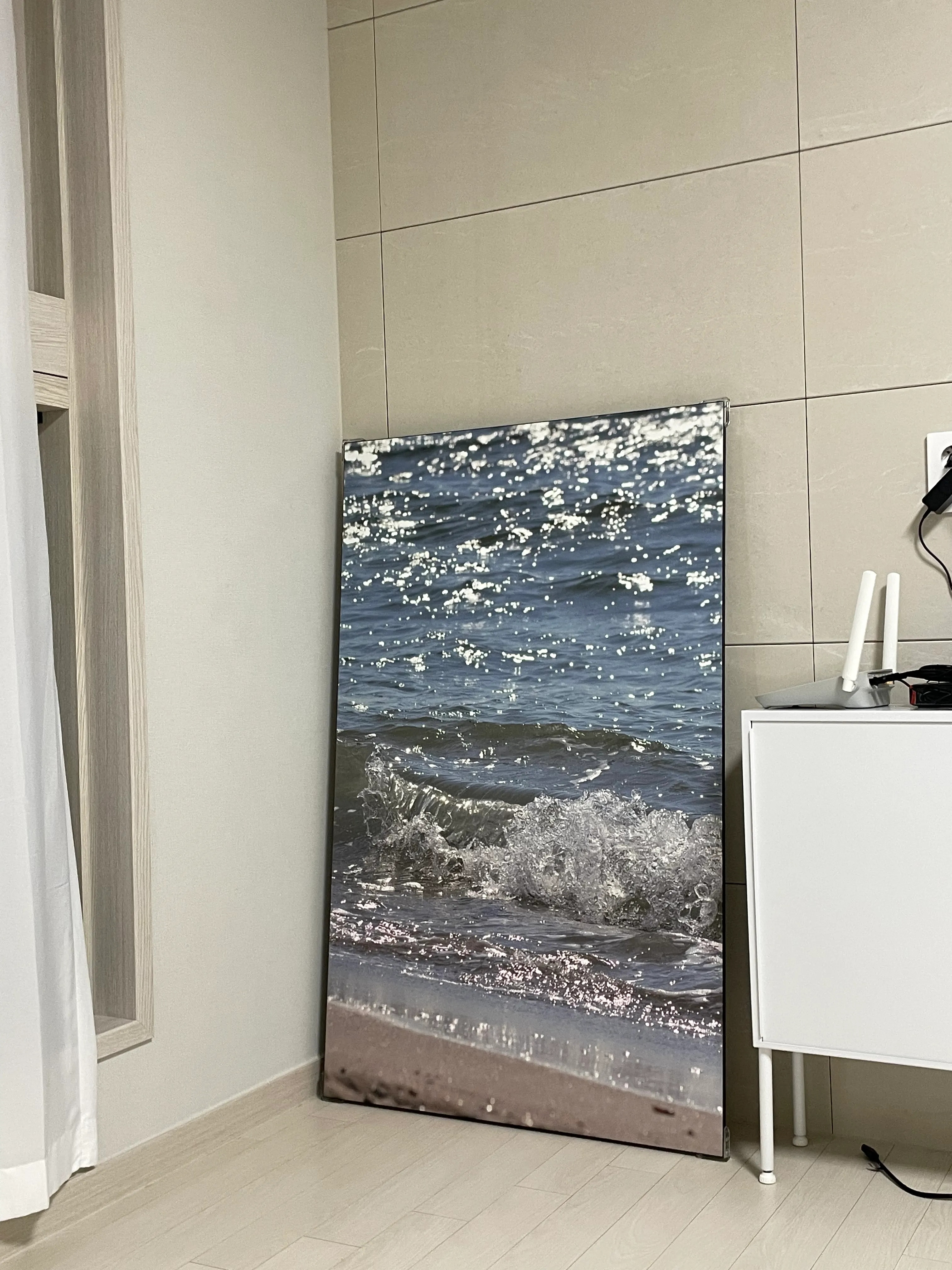 Ocean Wave Foldable Floor Coffee Table user photo