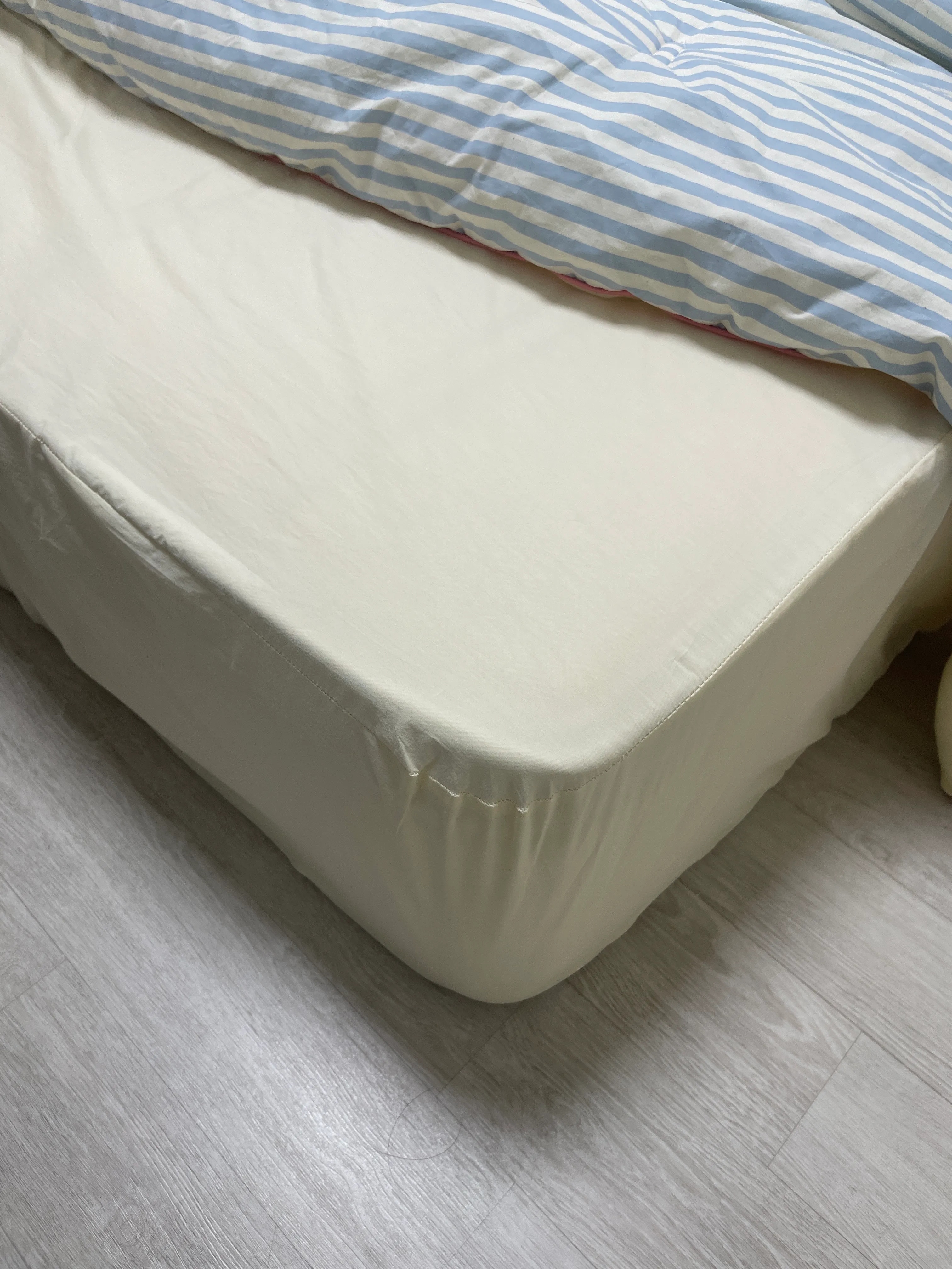 Dust-Free Hotel Cotton Mattress Fitted Sheet user photo