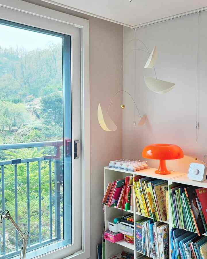 さわやかにモビルを変える🌸
ホワイトモービルもブラックもすべて入っていましたが
やっぱりきれいなホワイト✨️
・
#フレンステッドモービル 
#モービルインテリア
#モービル
#flenstedmobiles
#flensted 
#life&thread #화이트인테리어
#ホワイトモービル